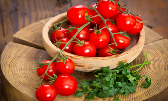 استقرار أسعار الخضروات..والطماطم تُسجل 4 جنيهات بسوق العبور