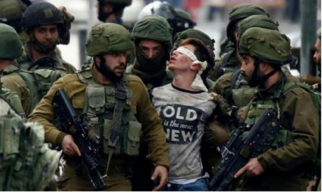 قوات الاحتلال تعتقل 32 فلسطينيا