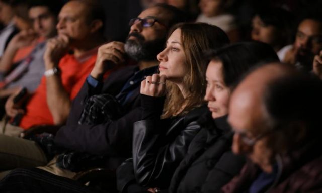 ريف فاينز يتسلم جائزة فاتن حمامة من القاهرة السينمائي في سابع أيام المهرجان