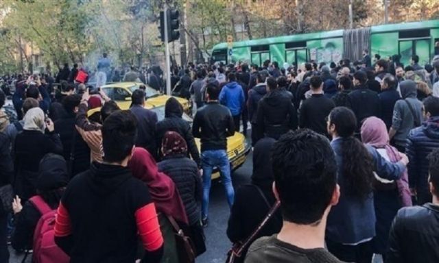 استمرار احتجاجات عمال قصب السكر بإيران
