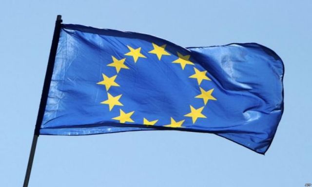 الاتحاد الأوروبي يمدد العقوبات على روسيا بسبب الأزمة الأوكرانية