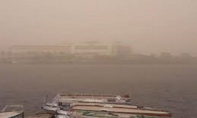 غلق بوغاز مينائى الاسكندرية والدخيلة بسبب سوء الأحوال الجوية