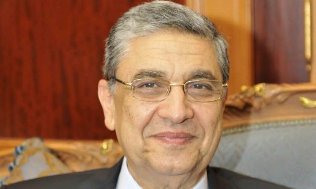 شاكر: إعفاء الشركات المصرية المشاركة في المشروع النووى من الضرائب والجمارك