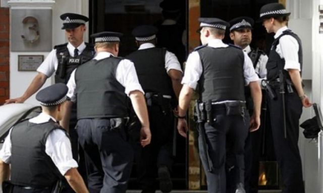 الشرطة البريطانية: حادث الطعن في لندن ليس إرهابياً