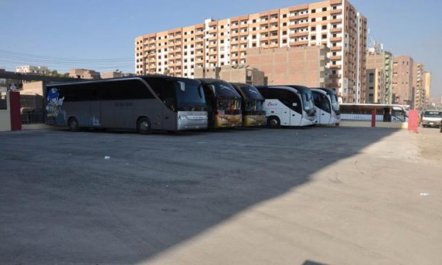 محافظ أسيوط : محطات لسيارات السيرفيس بين موقفي الأزهر والمعلمين الجديد لخدمة المواطنين والطلاب