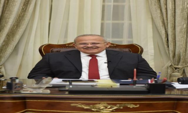 رئيس جامعة القاهرة: زيادة مكافآت الإشراف والتحكيم للرسائل العلمية