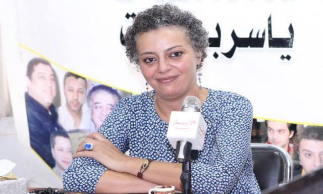 هبة عبد الغني سكرتيرة وصديقة ريهام حجاج في ”كارمن”