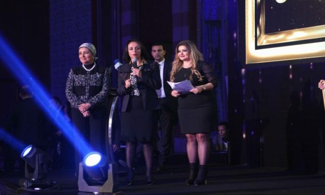 مايا مرسي تُكرم لبنى هلال ودينا عبد الفتاح لدورهن الرائد في دعم وتمكين المرأة المصرية
