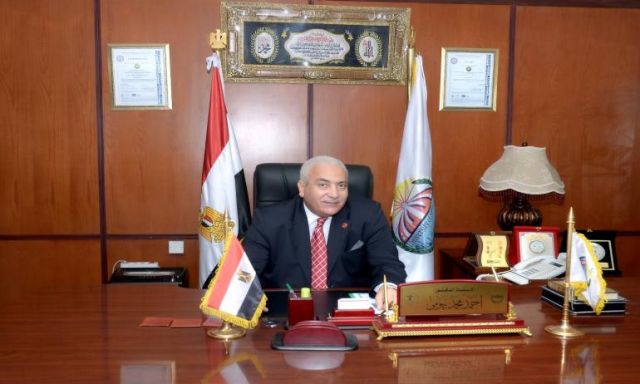 رئيس جامعة مدينة السادات يهنئ الرئيس السيسي ووزير الداخلية بعيد الشرطة