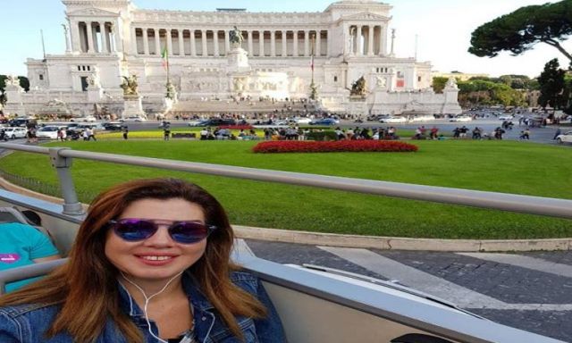 صورة.. رانيا فريد شوقي تستعيد ذكرياتها في روما