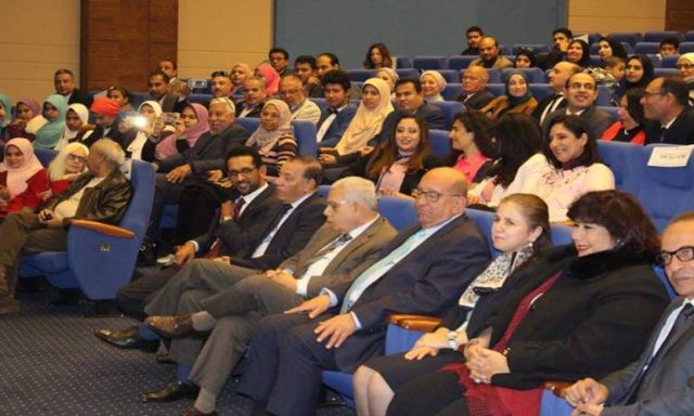 وزيرة الثقافة تكرم اتحاد الناشرين العرب داخل معرض الكتاب