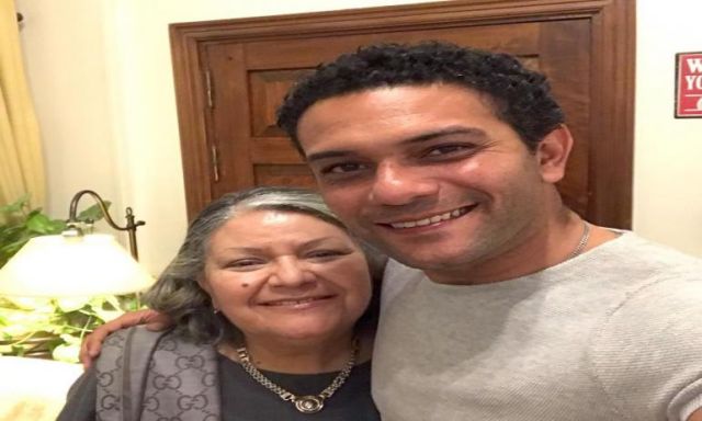 صورة.. آسر ياسين يهنى والدته بعيد ميلادها عبر ”إنستجرام”