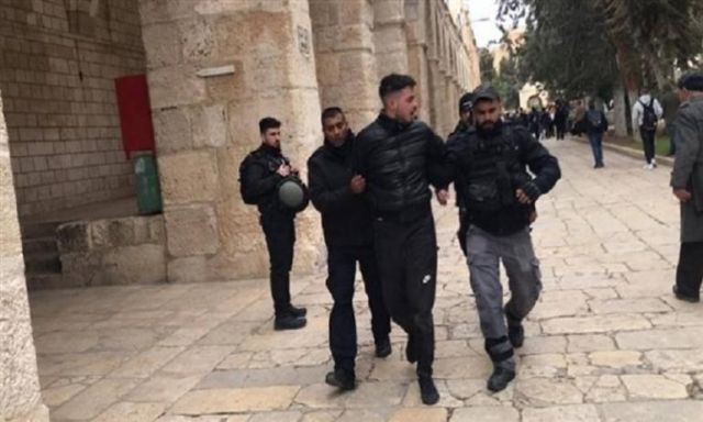 السلطات الإسرائيلية تغلق باب ”الرحمة” المؤدي للمسجد الأقصى