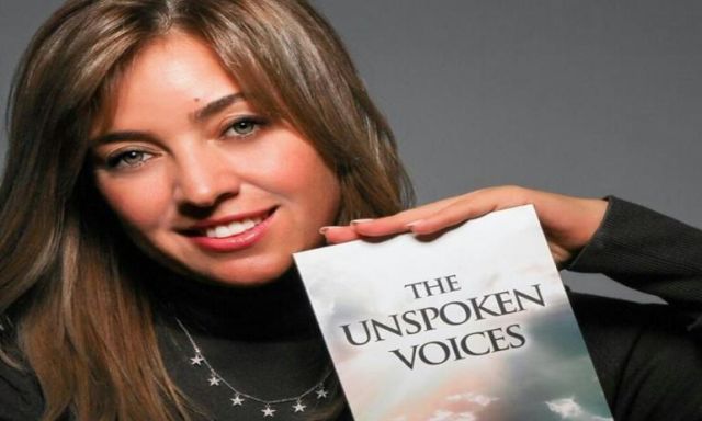 كتاب ”The Unspoken -voices” لسالي روحي يجوب عواصم العالم