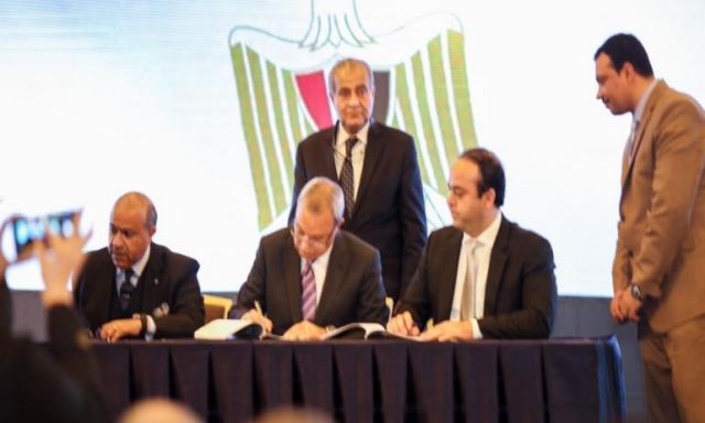 «تنمية التجارة» و«محافظة قنا» يشهدان توقيع إنشاء أول منطقة لوجستية بصعيد مصر