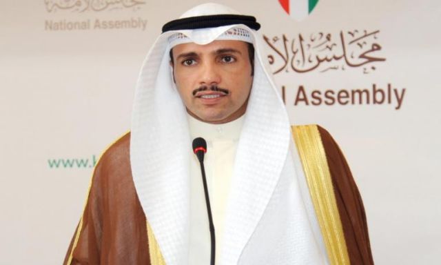 للقاء عدد من المسئولين .. رئيس مجلس الأمة الكويتي يصل القاهرة
