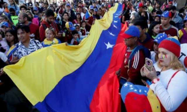 روسيا: الولايات المتحدة لا تزال تخطط لتغيير الحكومة في فنزويلا