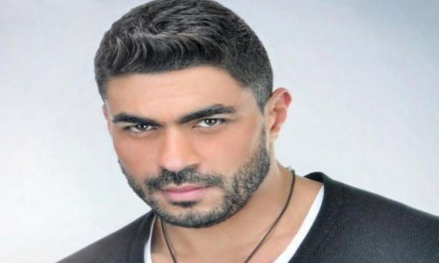 خالد سليم يطمئن جمهوره بعد نجاح  العملية جراحية