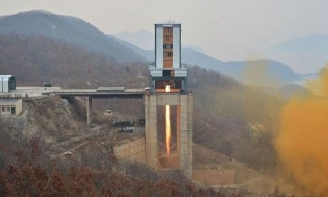 كوريا الجنوبية تبدي مخاوفها من محاولة بيونج يانج إطلاق صواريخ بعيدة المدي