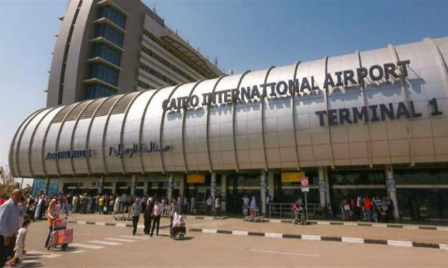 مطار القاهرة يستقبل وزير خارجية سلوفينيا