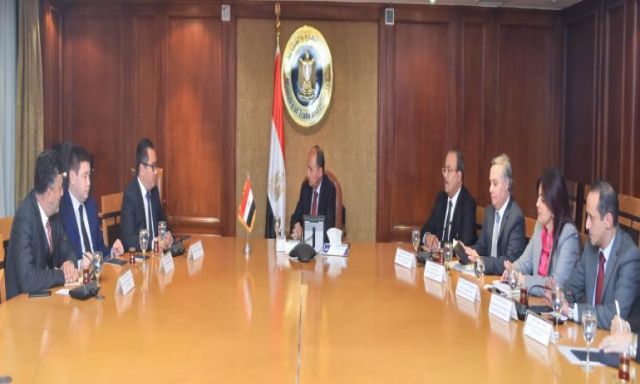 وزير التجارة والصناعة يبحث ترتيبات إستضافة مصر للمعرض الدولى للبناء والتشييد THE BIG