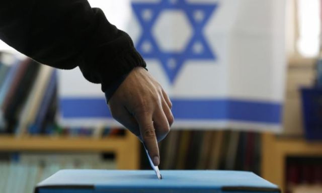 الإسرائيليون يبدأن الإدلاء بأصواتهم في انتخابات الكنيست