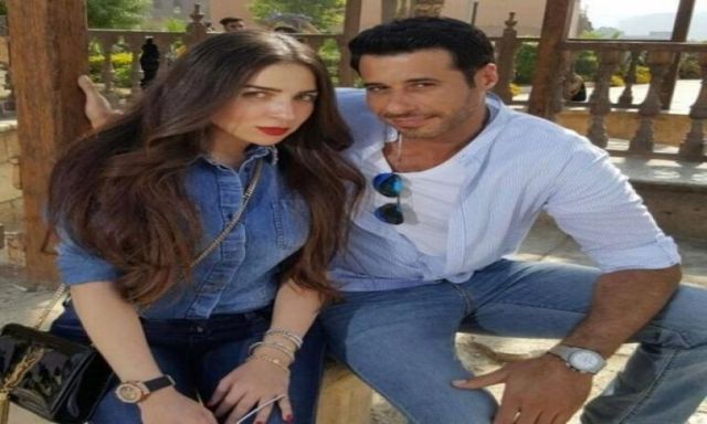 بالصور.. حقيقة زواج أحمد السعدني ومي عز الدين بعد طلاق زوجته الأولى