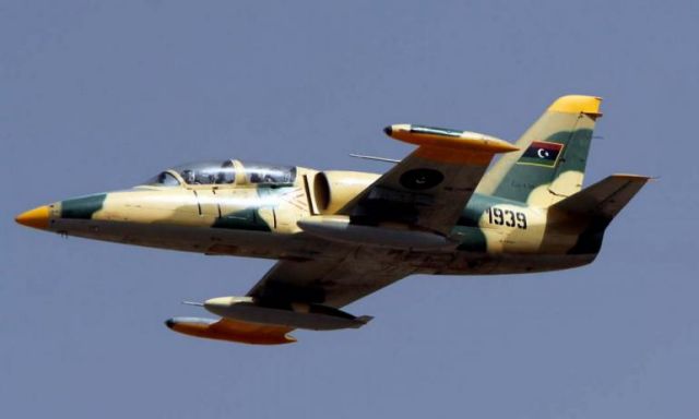 الطيران الليبى يدمر 14 هدفا للمليشيات المسلحة بمحيط طرابلس
