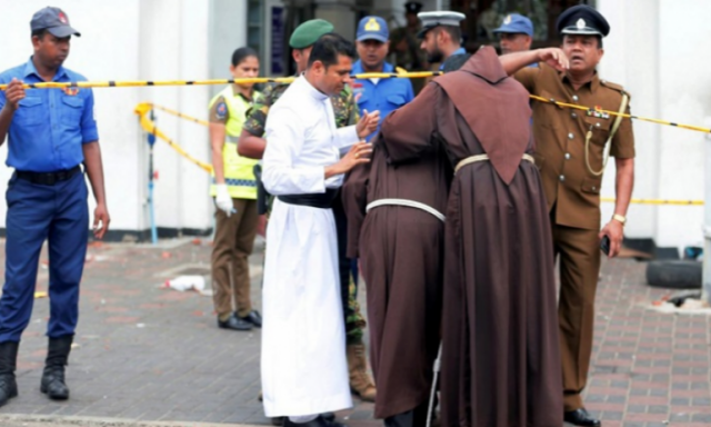 سريلانكا تنتقم و تطرد ٦٠٠ قيادة إسلامية بسبب تفجيرات عيد الفصح