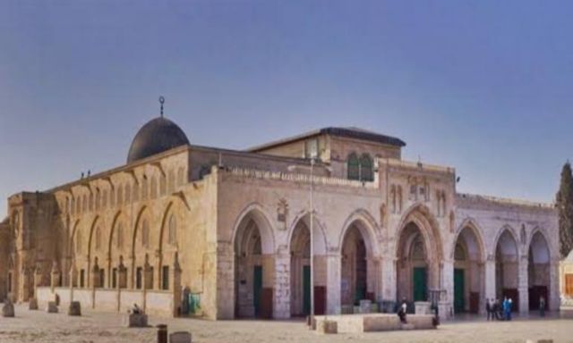 عشرات المستوطنين يقتحمون المسجد الأقصى بمناسبة عيد الاستقلال في إسرائيل