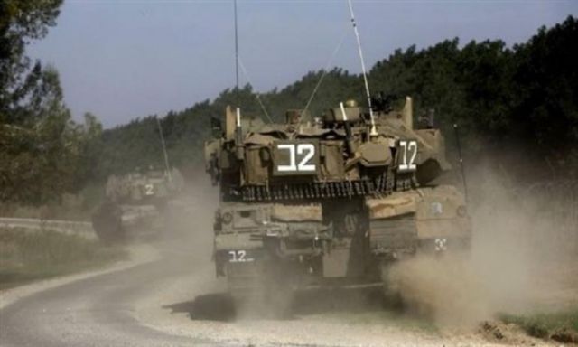 الجيش الإسرائيلي ينشر القبة الحديدية ويعزز قواته العسكرية على الحدود مع قطاع غزة