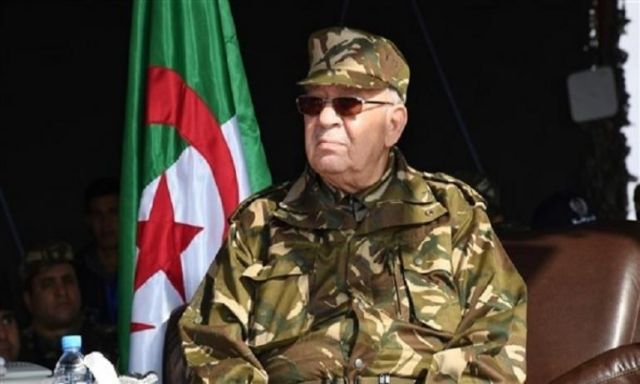 نائب وزير الدفاع الجزائري ينصح بالتعجيل لإجراء الانتخابات الرئاسية