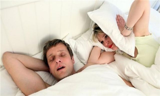 أطباء: الشخير قد ينهي حياتك أثناء النوم