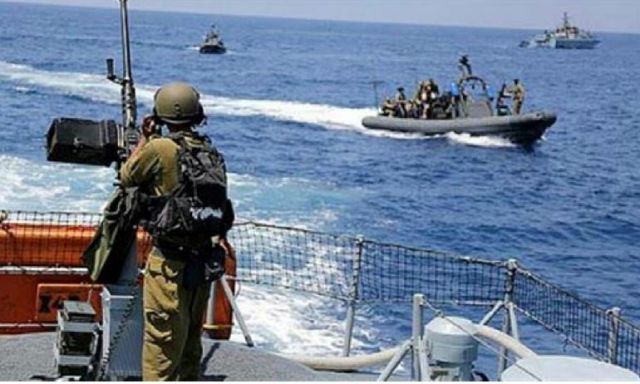البحرية الإسرائيلية تسيطر على سفينة تركية بالقرب من حيفا
