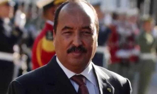 الرئيس الموريتاني يصل القاهرة لحضور مباريات فريق بلاده بأمم أفريقيا
