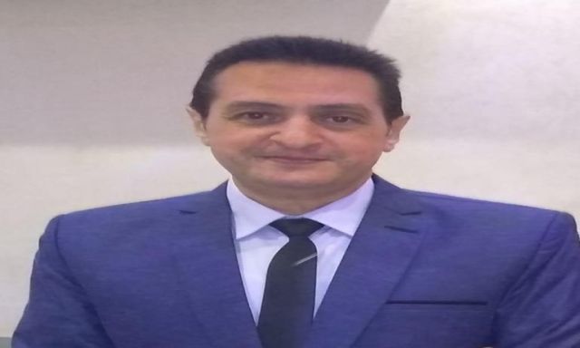 اسامة حامد مدير عام لكلية الألسن بجامعة عين شمس