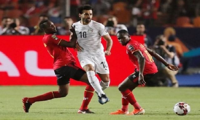 الكاف يعلن عن حكم مباراة مصر وجنوب أفريقيا