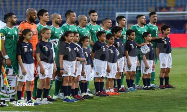 الجزائر تصعد لدور الستة عشر بعد الفوز على غينيا بثلاثة اهداف