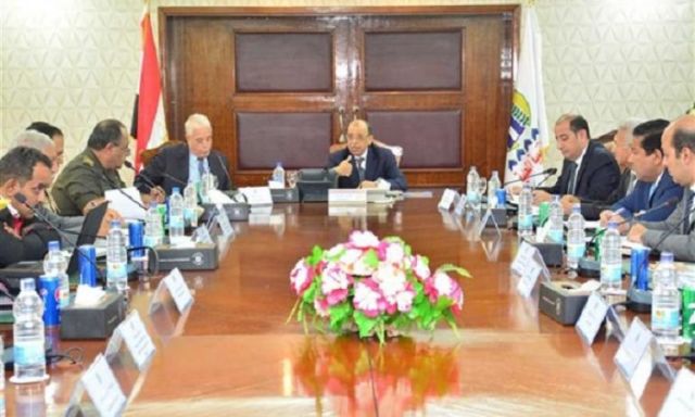 لماذا التقى وزير التنمية المحلية محافظى جنوب سيناء ودمياط؟