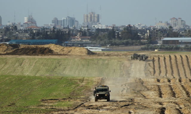 إسرائيل تنصب رادارا متعدد المهام على الحدود مع قطاع غزة