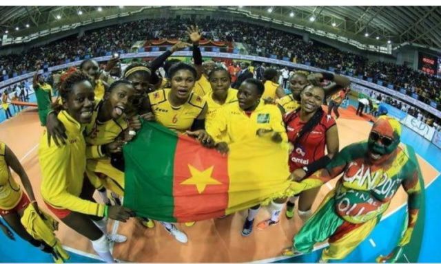 الكاميرون تفوز على الجزائر في نصف نهائي بطولة أفريقيا للطائرة