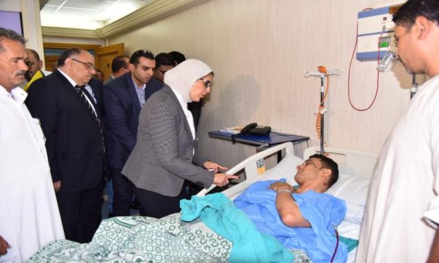 فريق طبي من ”أهل مصر” يقدموا العلاج بالمجان  لضحايا حادث ”معهد الأورام”