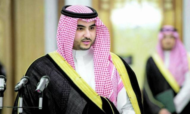 نائب وزير الدفاع السعودي: نرفض أي استخدام للسلاح في عدن وندعو لضبط النفس