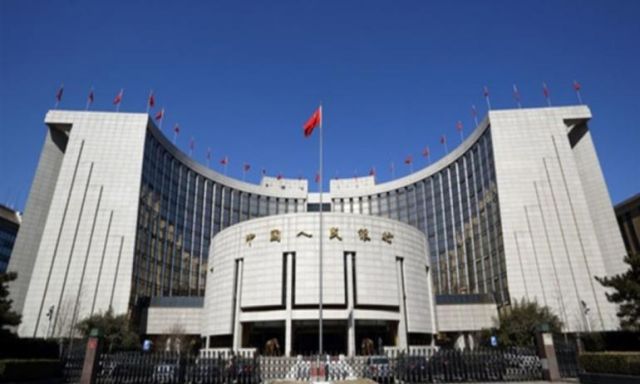 البنك المركزي الصيني يحذر من حرب عملات مع الولايات المتحدة