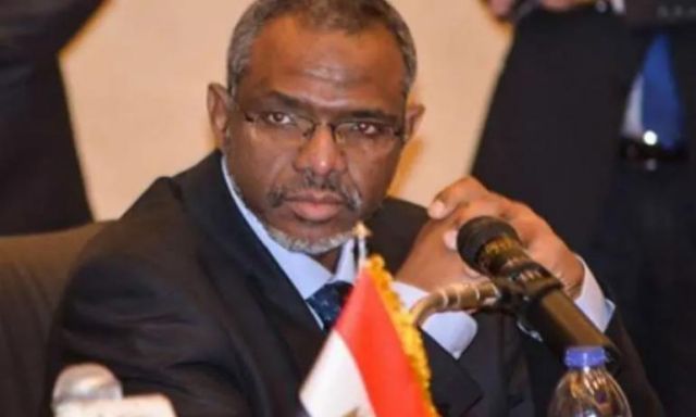 رئيس الوزراء السوداني يعلن حرص بلاده على تطوير العلاقات مع الولايات المتحدة