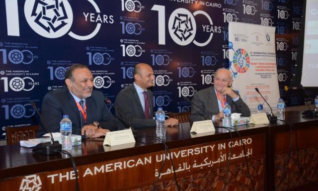 اختتام فعاليات المؤتمرالدولى للكيمياء الحيوية والبيولوجيا الجزيئية بالجامعة الأمريكية بالقاهرة