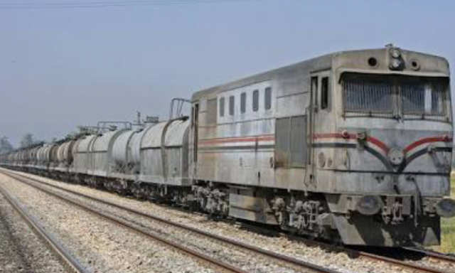 ”السكة الحديد” تطلب صرف العلاوة والمقطوع لـ1450 عاملا بعربات النوم