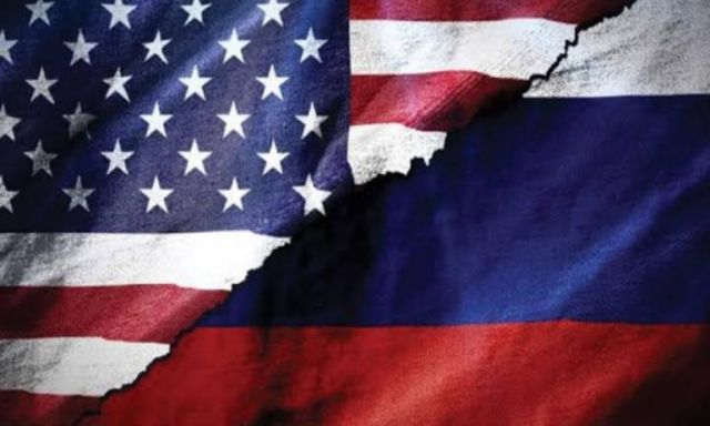 خبير أمريكي: العلاقات بين الولايات المتحدة وروسيا وصلت إلى نقطة خطيرة