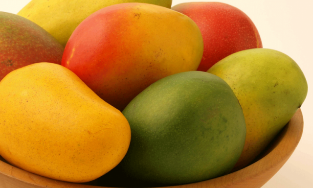 ننشر أسعار الفاكهة بسوق العبور للجملة اليوم