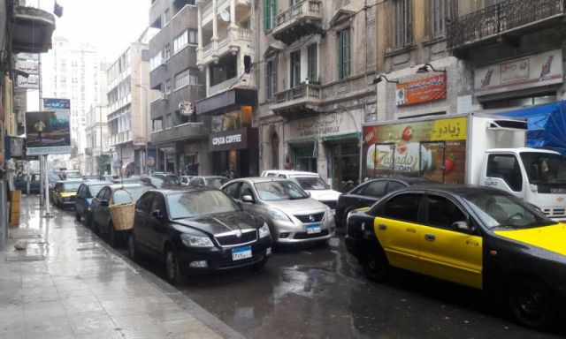 محافظ الأسكندرية: تعطيل الدراسة بمدارس المحافظة غدا لسوء الأحوال الجوية